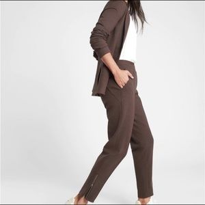 NWT Athleta - Venice Heathered Pintuck Pant Sz LP